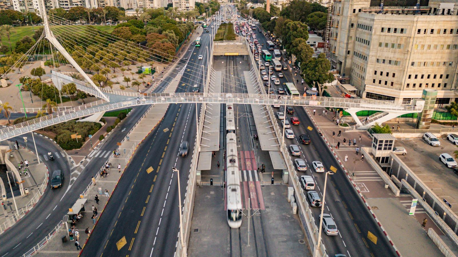 הרכבת הקלה. צילום: תבל ונתע