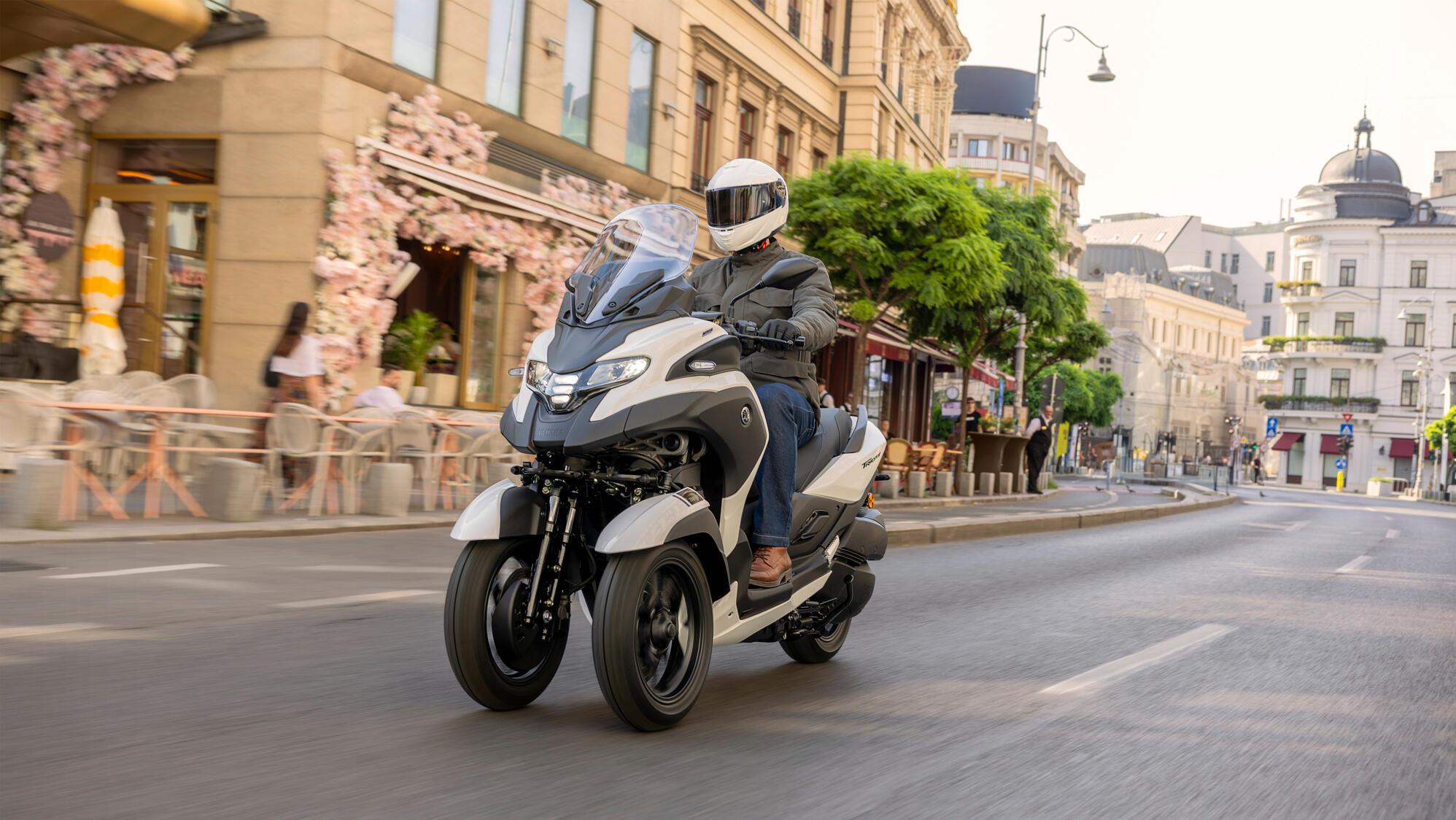 Yamaha Tricity 300 עם כרית אוויר