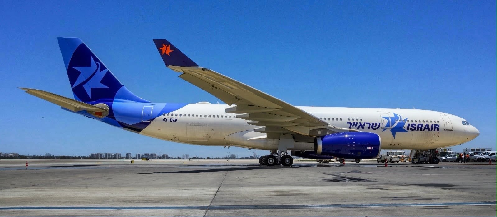 מטוס ה -A330 של ישראייר, עמו תטוס החברה לניו יורק. צילום: מוני שפיר