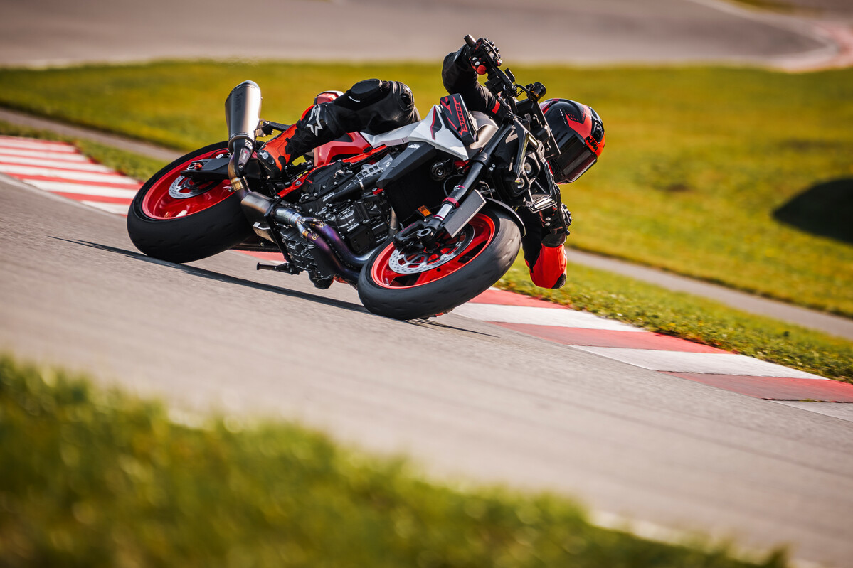 KTM 990 DUKE R. צילום: יצרן