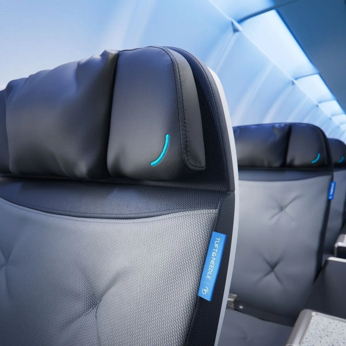 מושבים משודרגים במחלקת BlueFirst. צילום: JetBlue