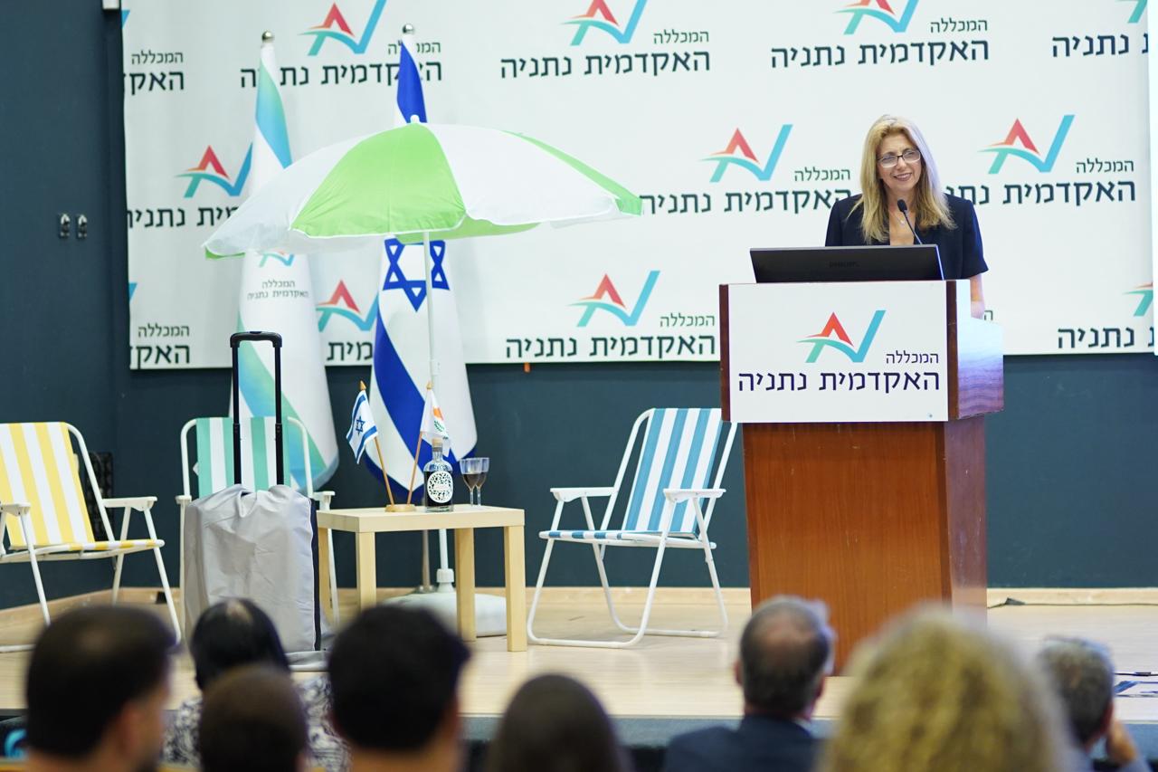 מנהלת משרד התיירות של קפריסין בישראל, לואיזה ואראקלס. צילום: תמיר ברגיג