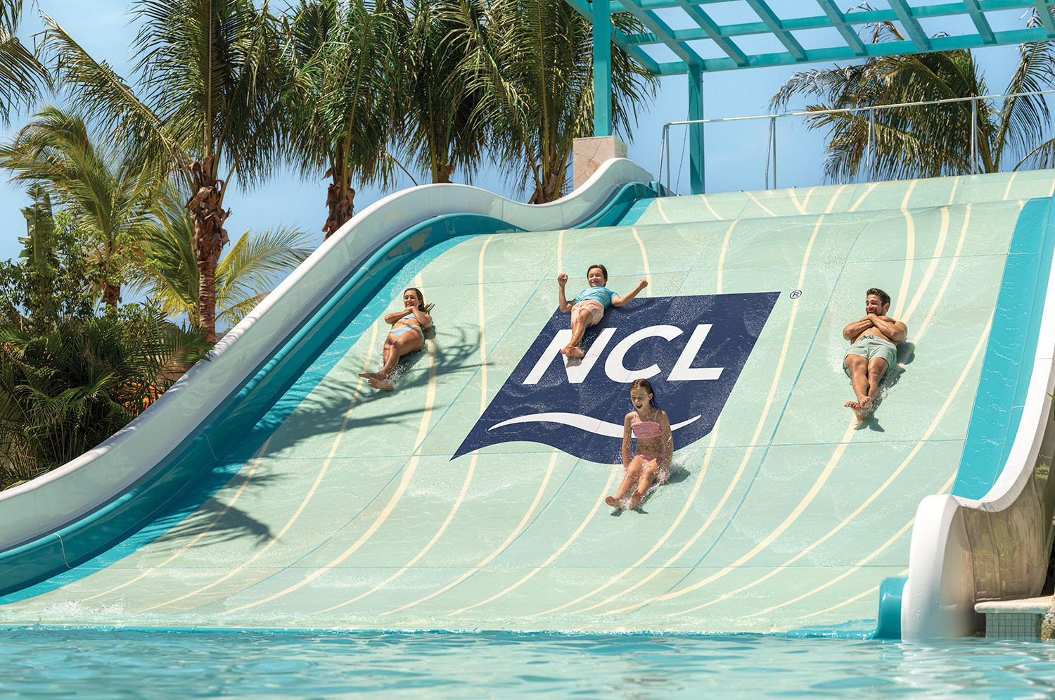 פארק המים Great Tides באי הפרטי Great Stirrup Cay שבבהאמה. צילום: NCL