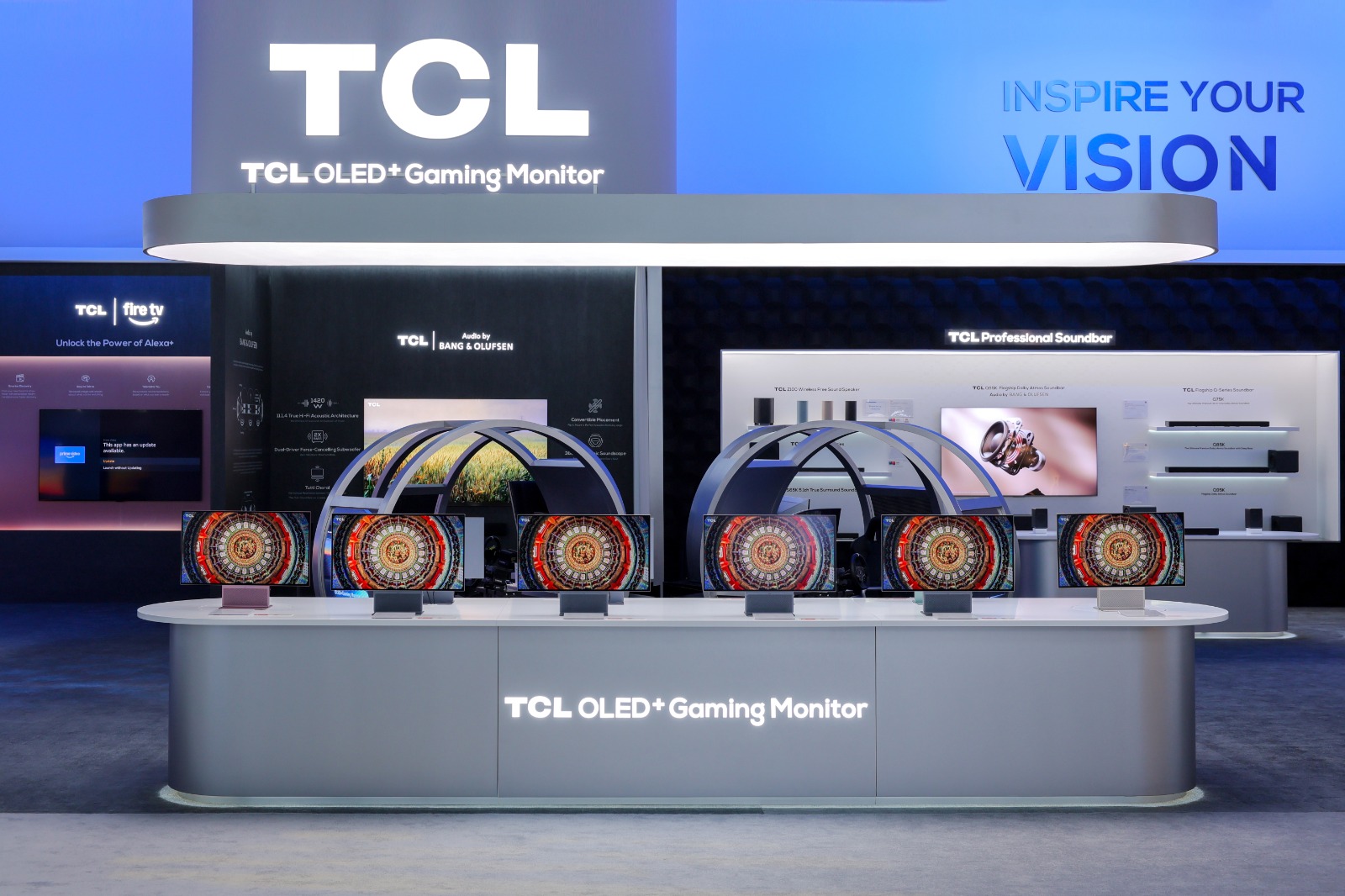 מסך גיימינג OLED עם 480Hz. צילום: TCL