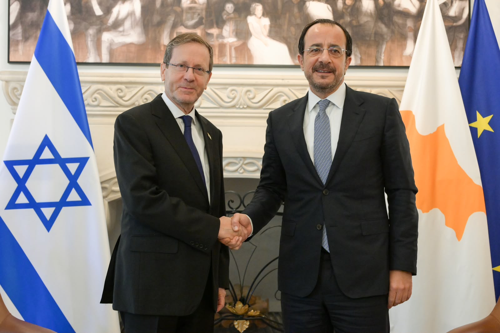 נשיא המדינה הרצוג ונשיא קפריסין כריסטודולידיס. צילום: PIO
