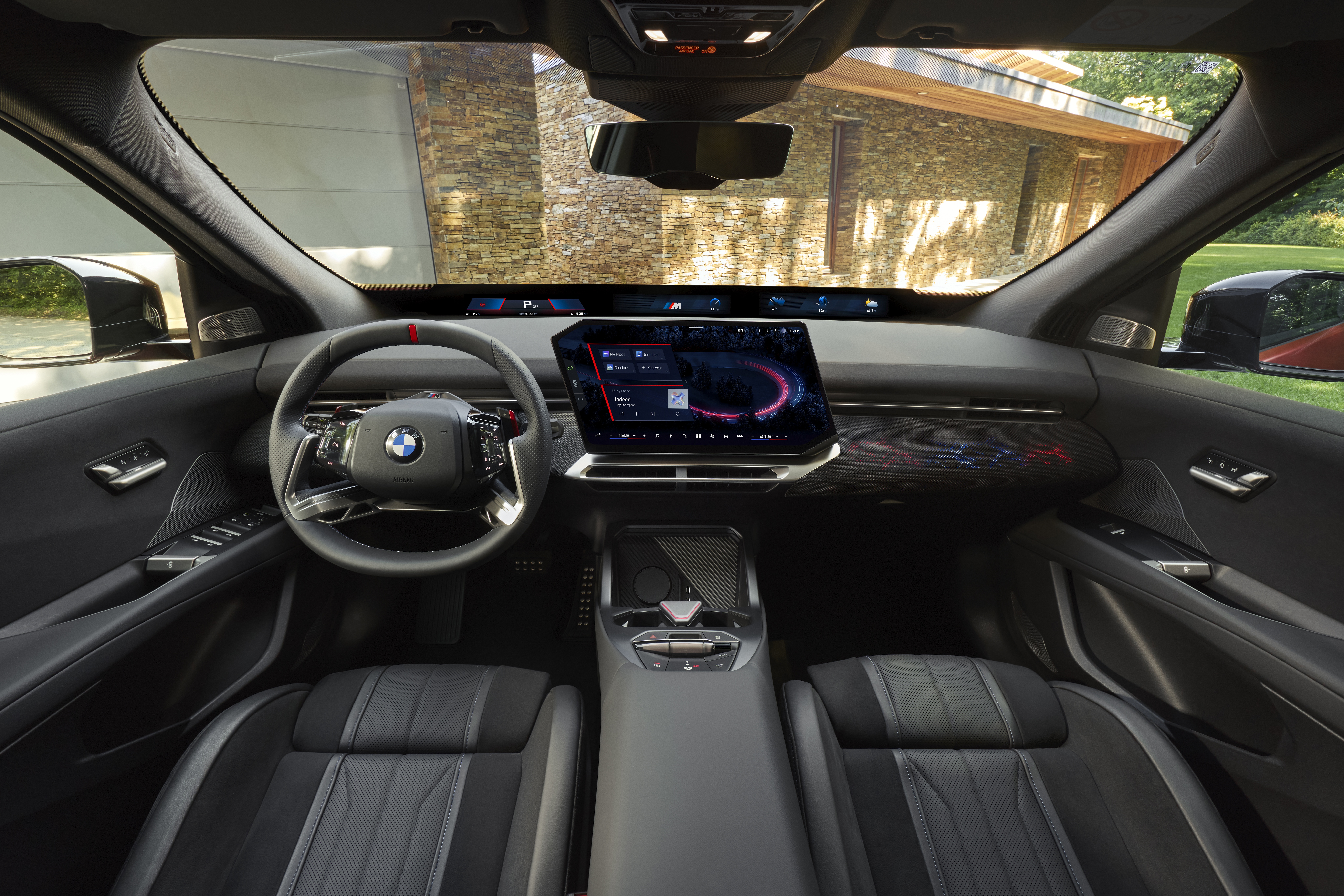 BMW iX4 M60 xDrive. צילום: BMW Group