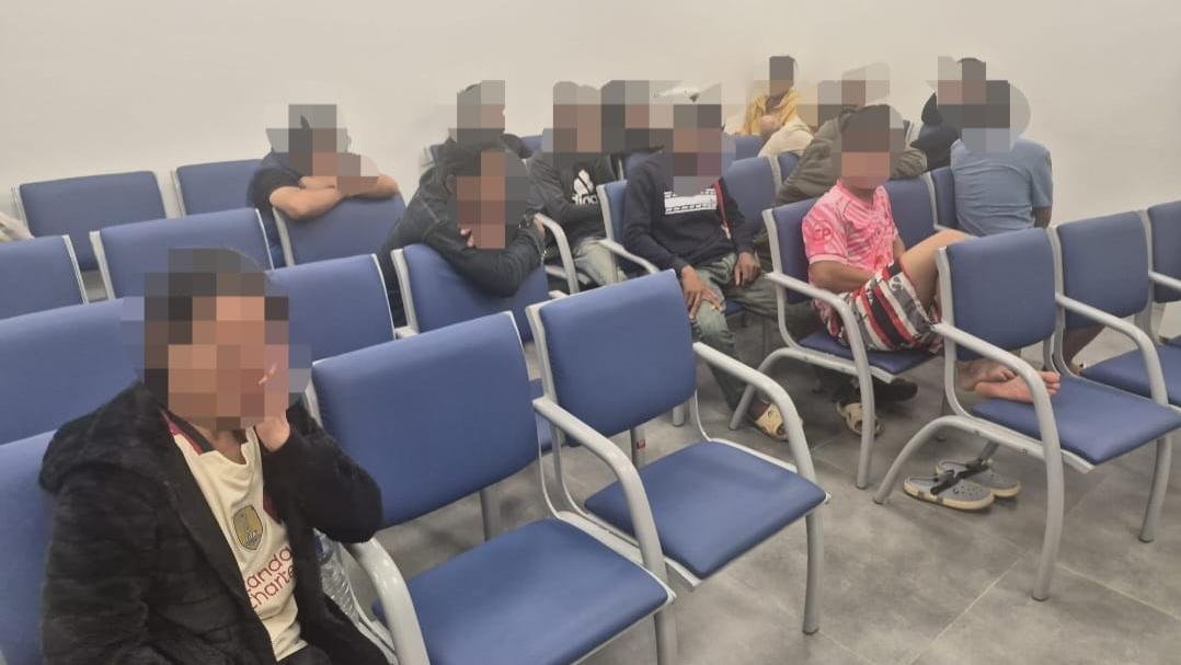 מעצר שב"חים . צילום:רשות האוכלוסין וההגירה
