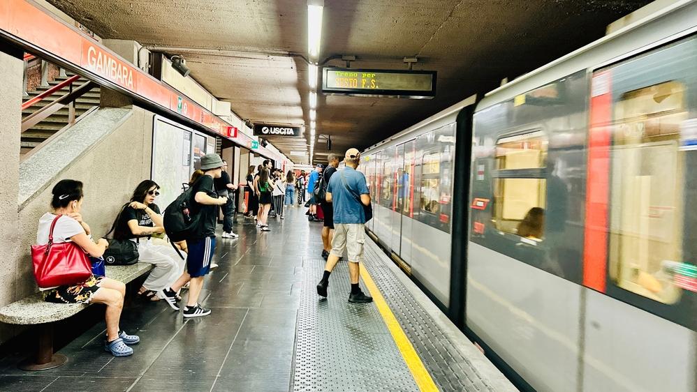 רכבת תחתית במילאנו