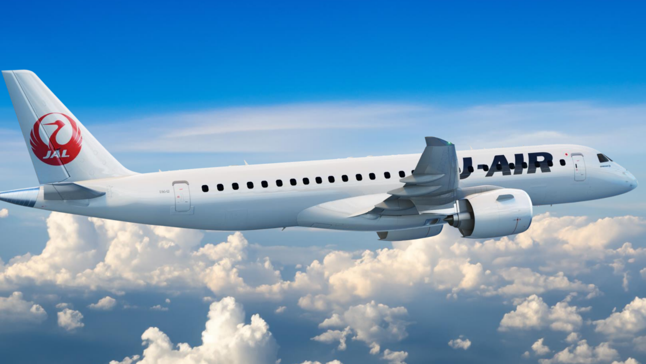 המטוס החדש של JAL מבית Embraer (צילום: Japan Airlines)