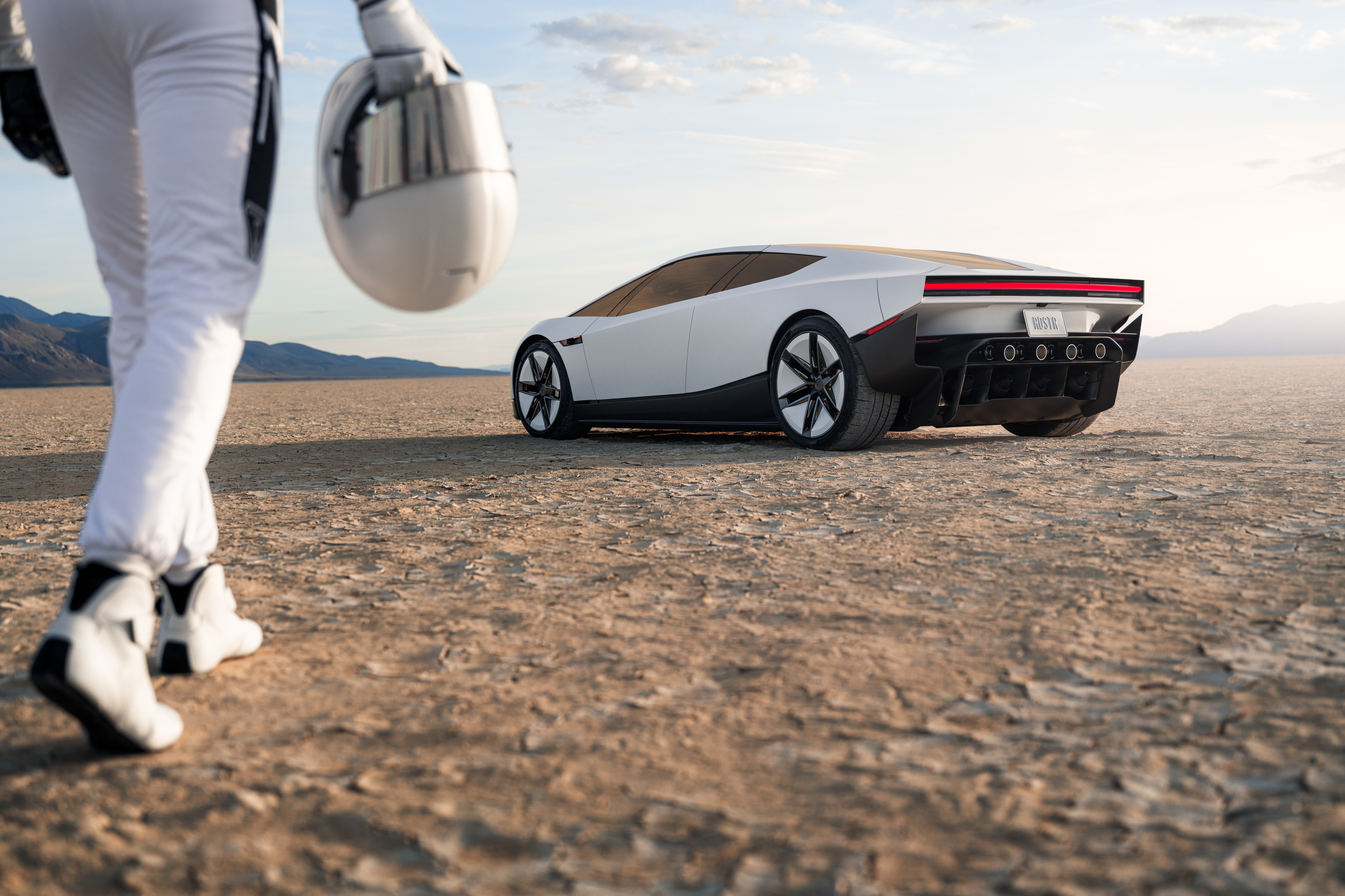 Tesla Roadster. Photo: TESLA