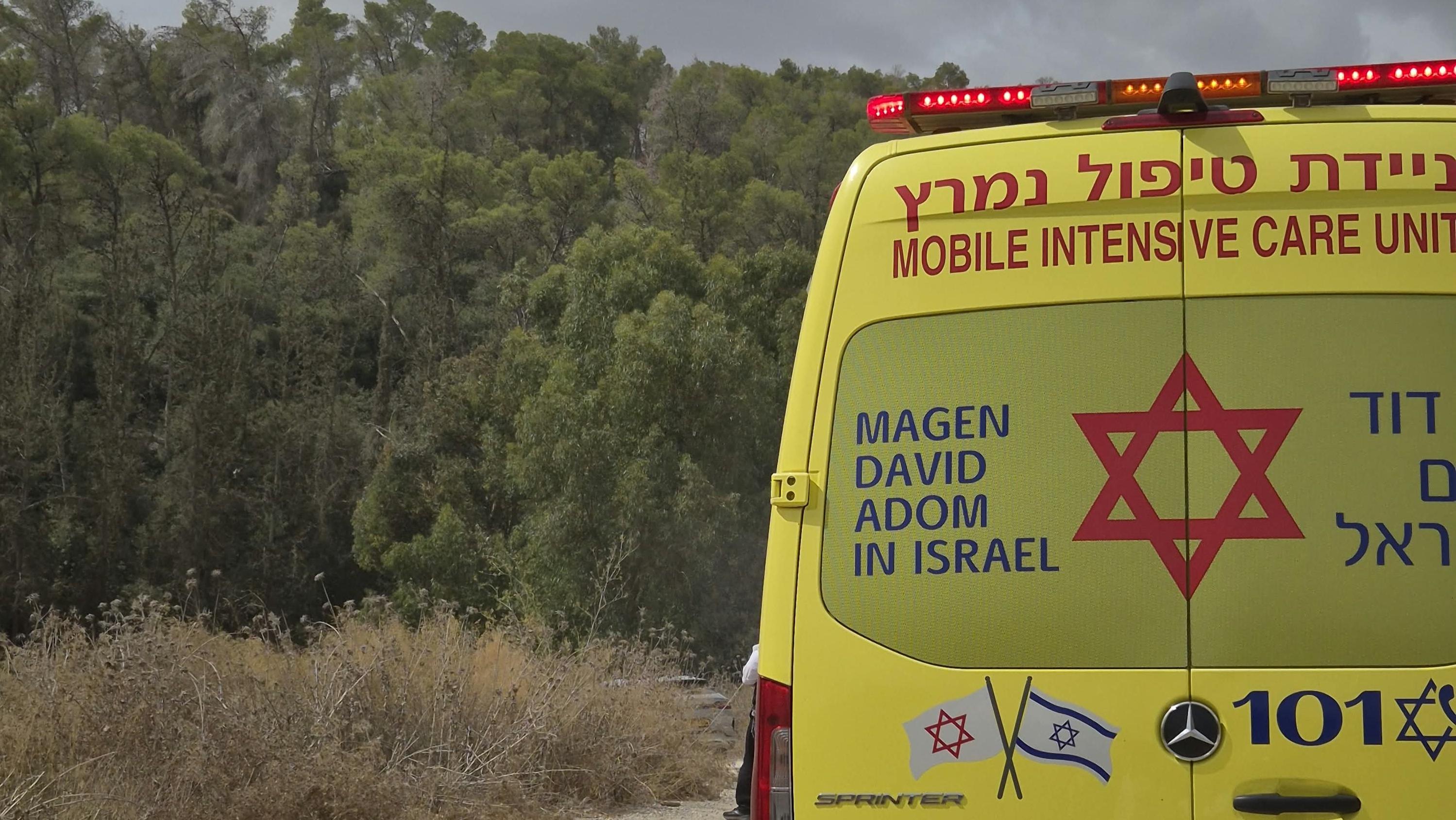 ניידת טיפול נמרץ של מגן דוד אדום. צילום: תיעוד מבצעי מדא