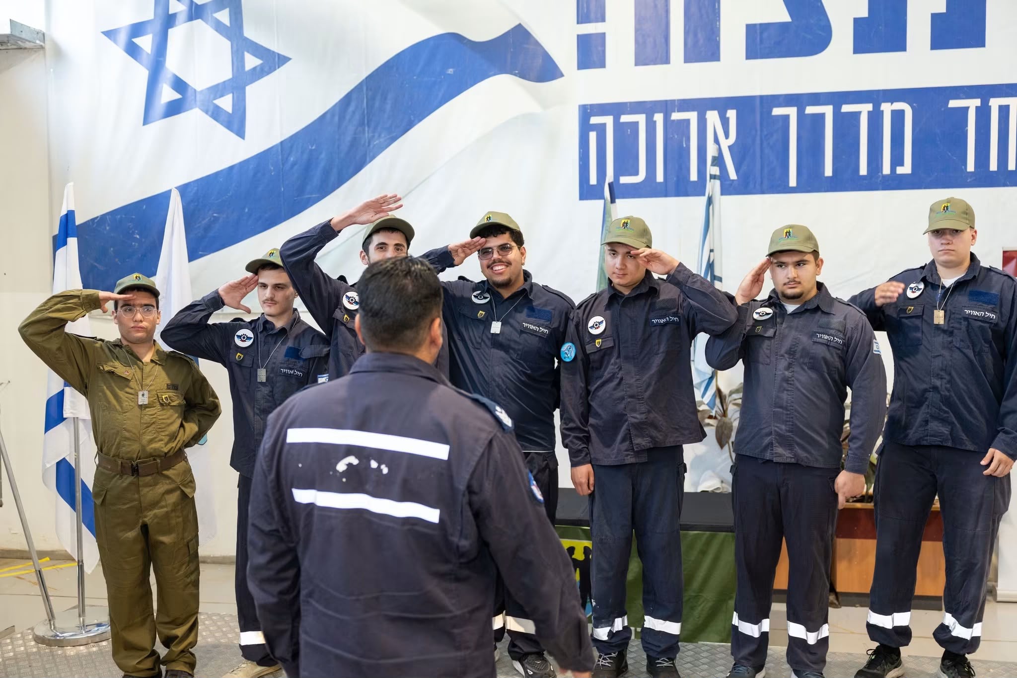 קבוצת אלבר מאמצת יחידה לצעירים עם צרכים מיוחדים. צילום: קבוצת אלבר