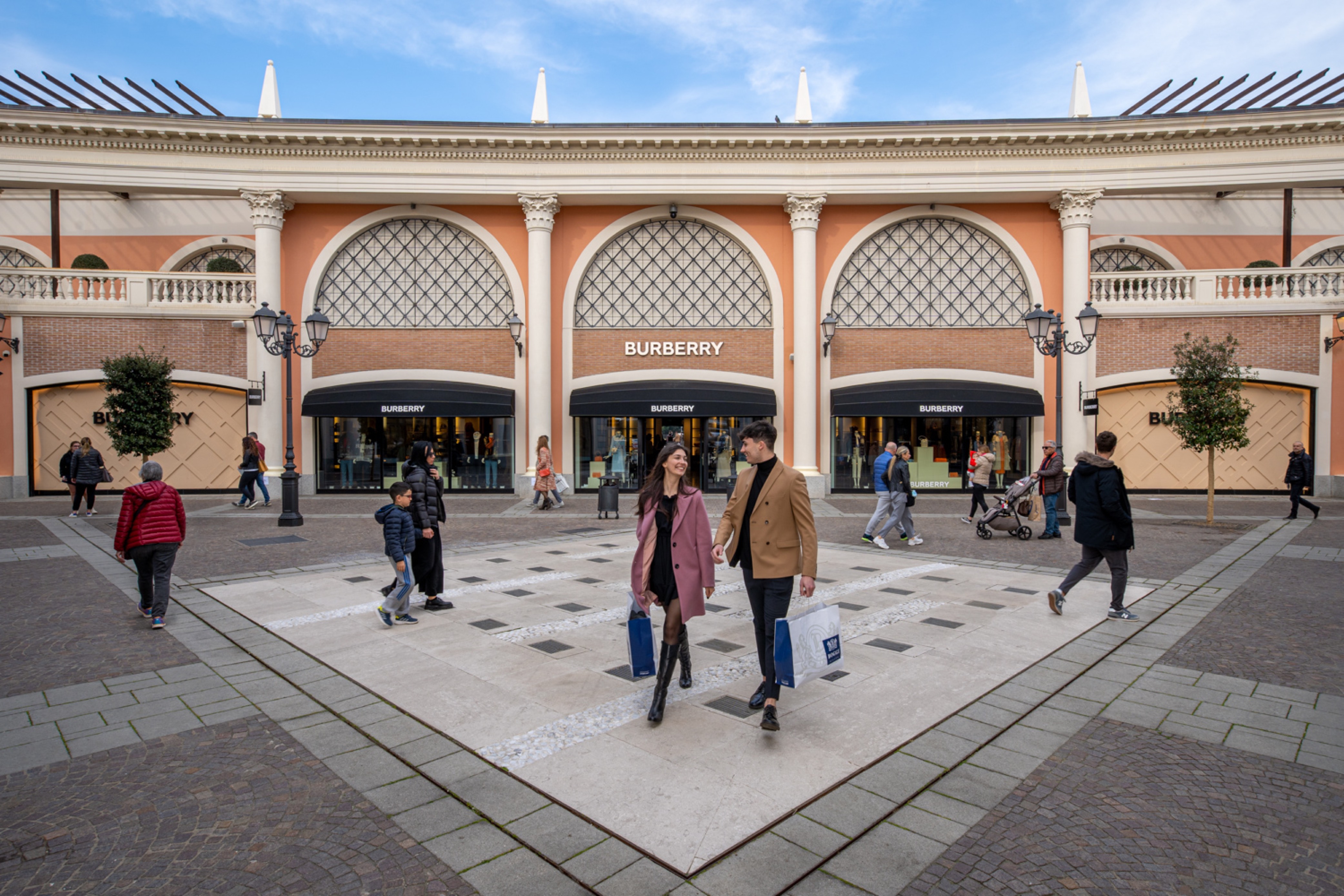 Designer Outlet Castel Romano. צילום: McArthurGlen