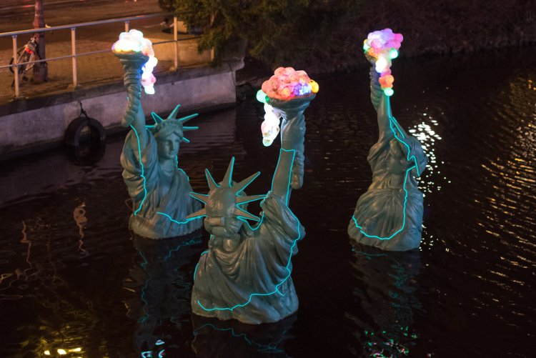 Amsterdam Festival of Lights. Photo: Alexey Kashevnik, Shutterstock