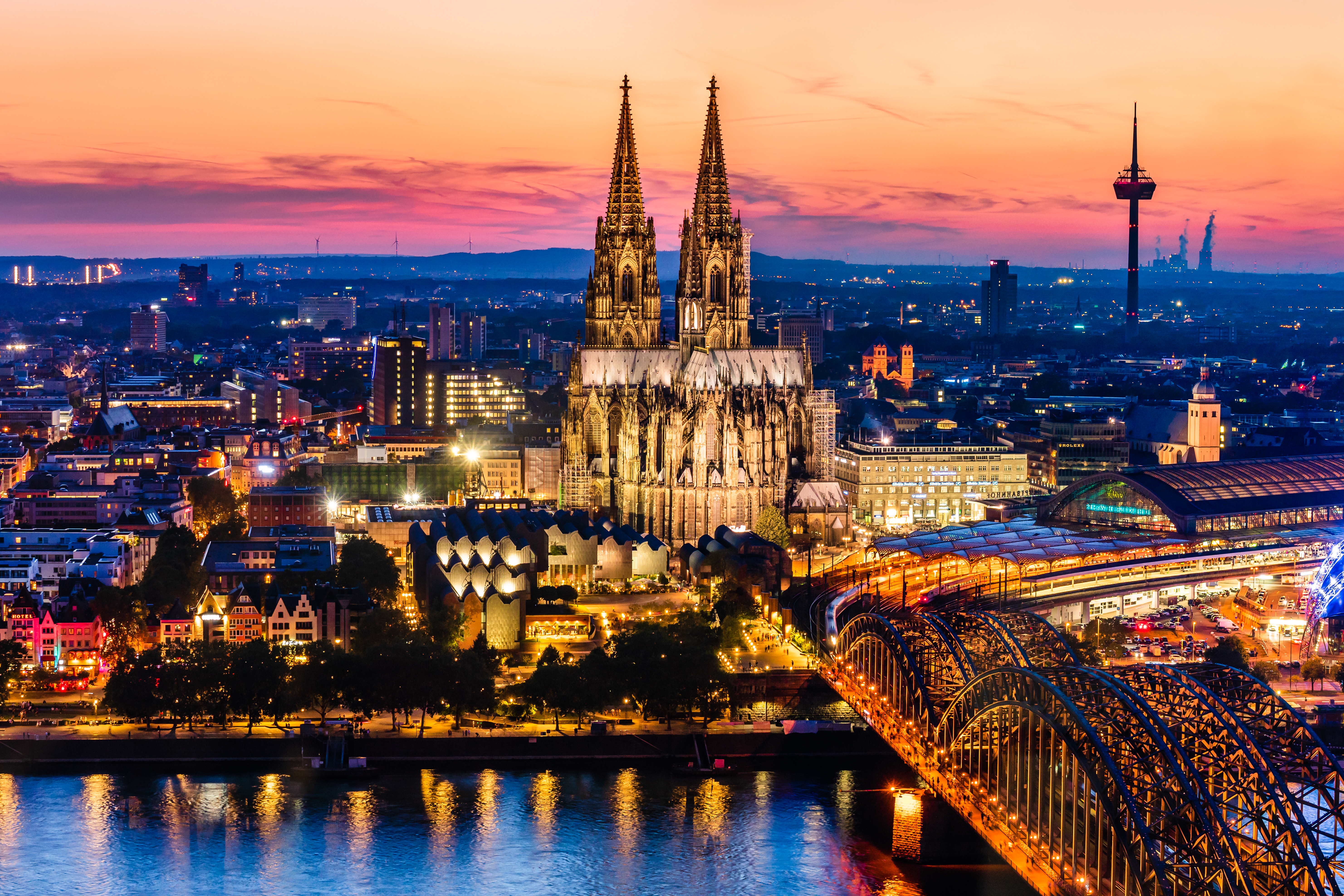 Cologne Cathedral;. Photo: PhotoFires / Shutterstock