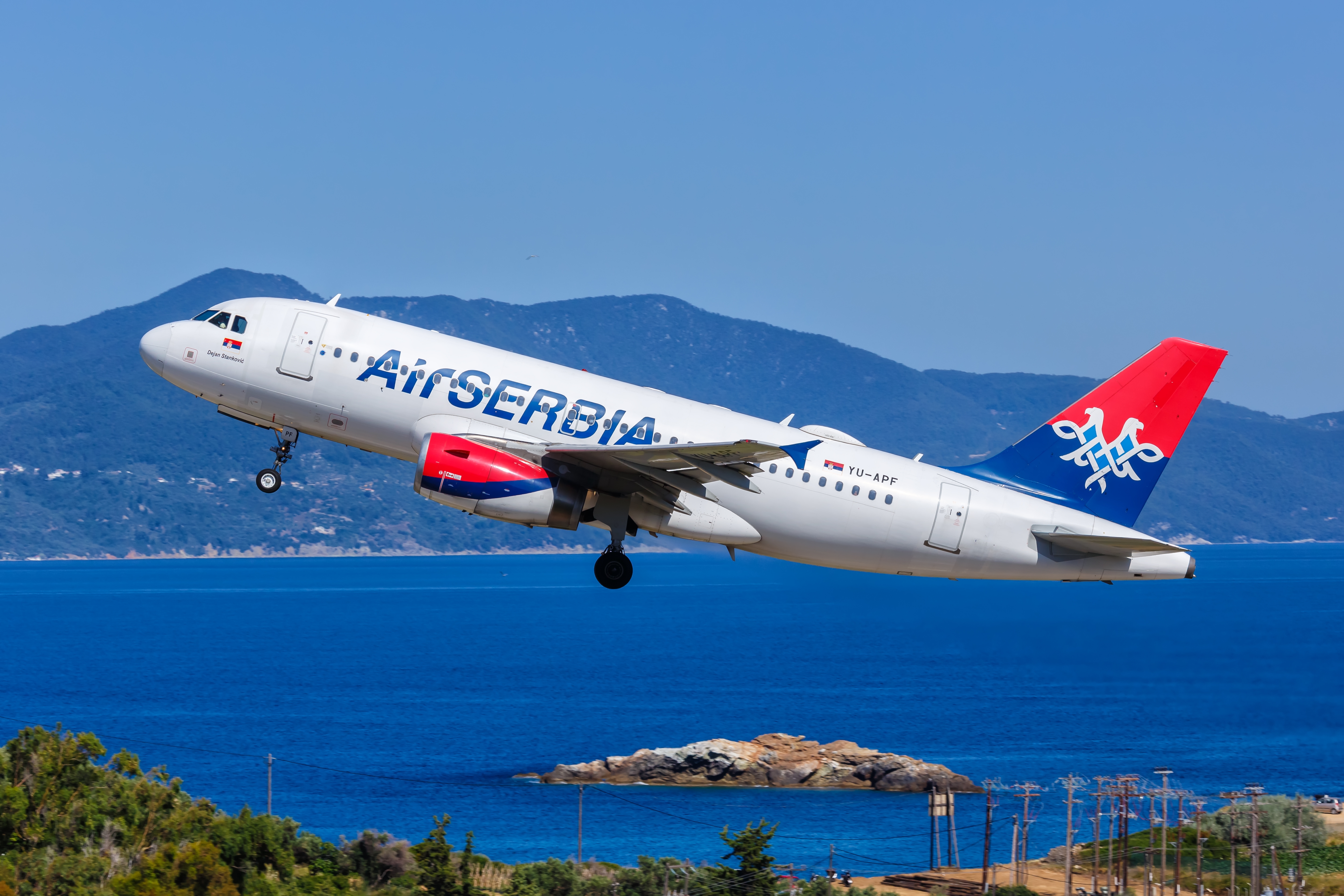 Air Serbia. Photo: Markus Mainka / Shutterstock