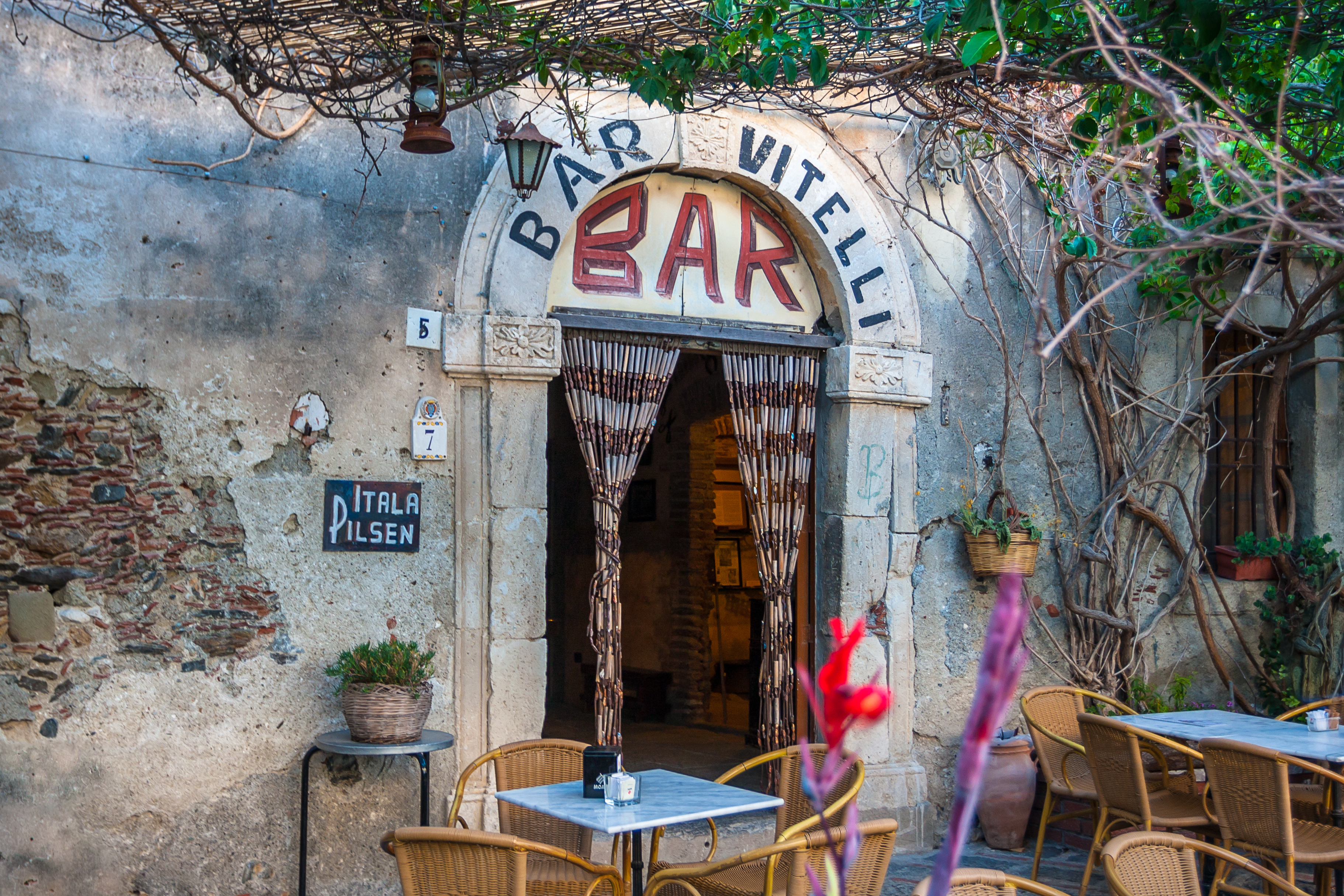 Bar Vitelli. Photo: Sergey Kelin / Shutterstock.com