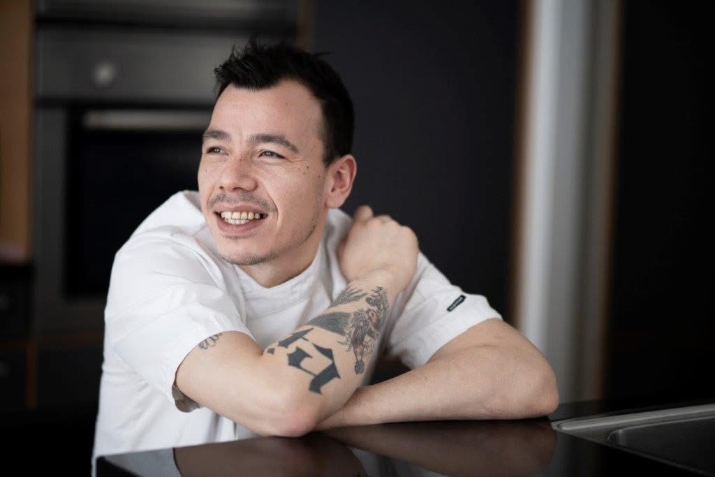 HX Partners with Inunnquaq Hegelund to Develop Greenlandic Cuisine Experience. Photo: HX Expeditions