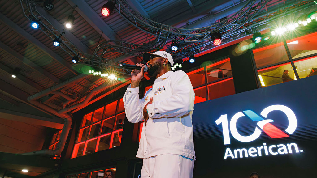 Postgame concert for AAdvantage® members featuring Dwyane Wade. Photo: American Airlines