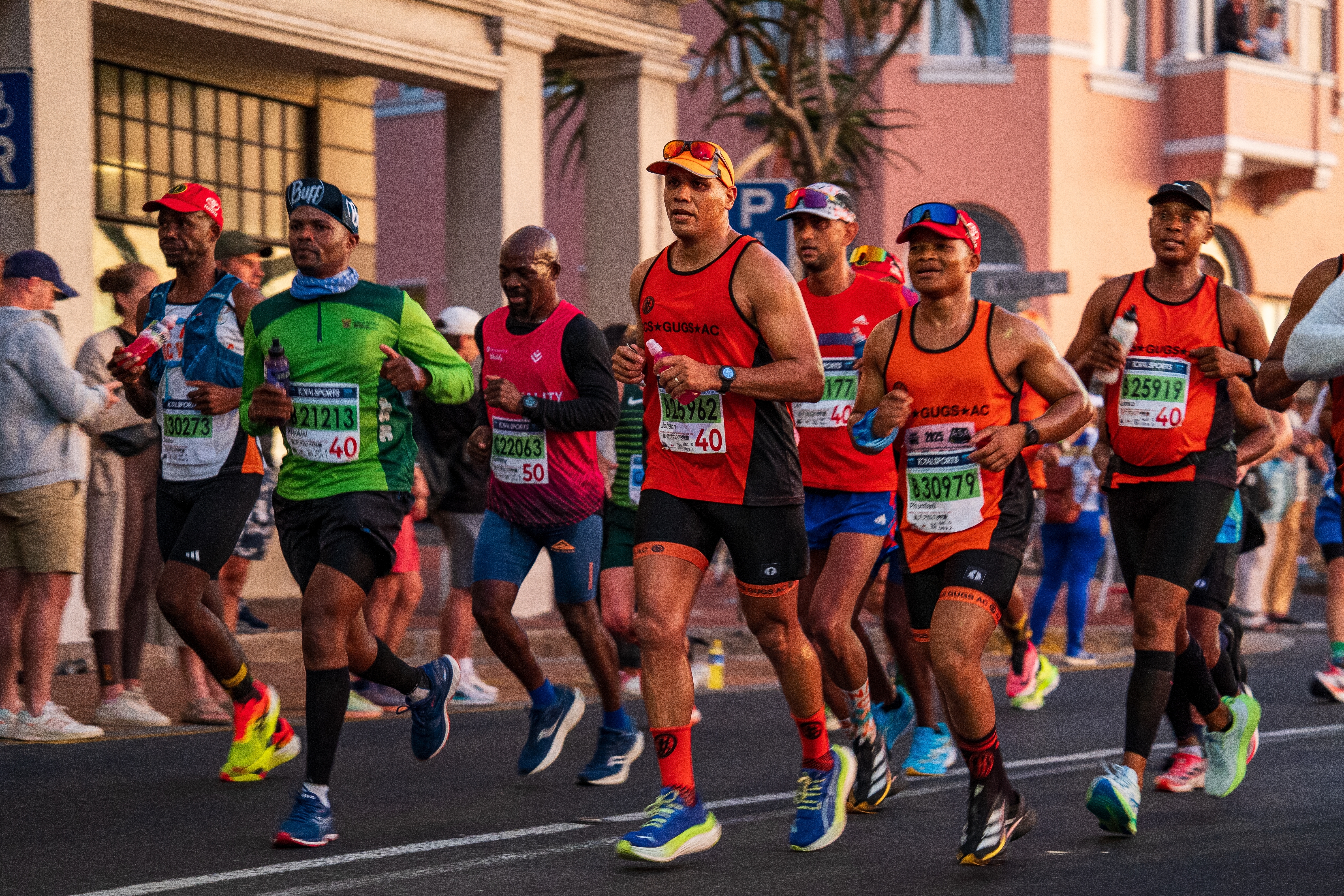 Cape Town marathon. Photo: 40mm Photographer / Shutterstock.com