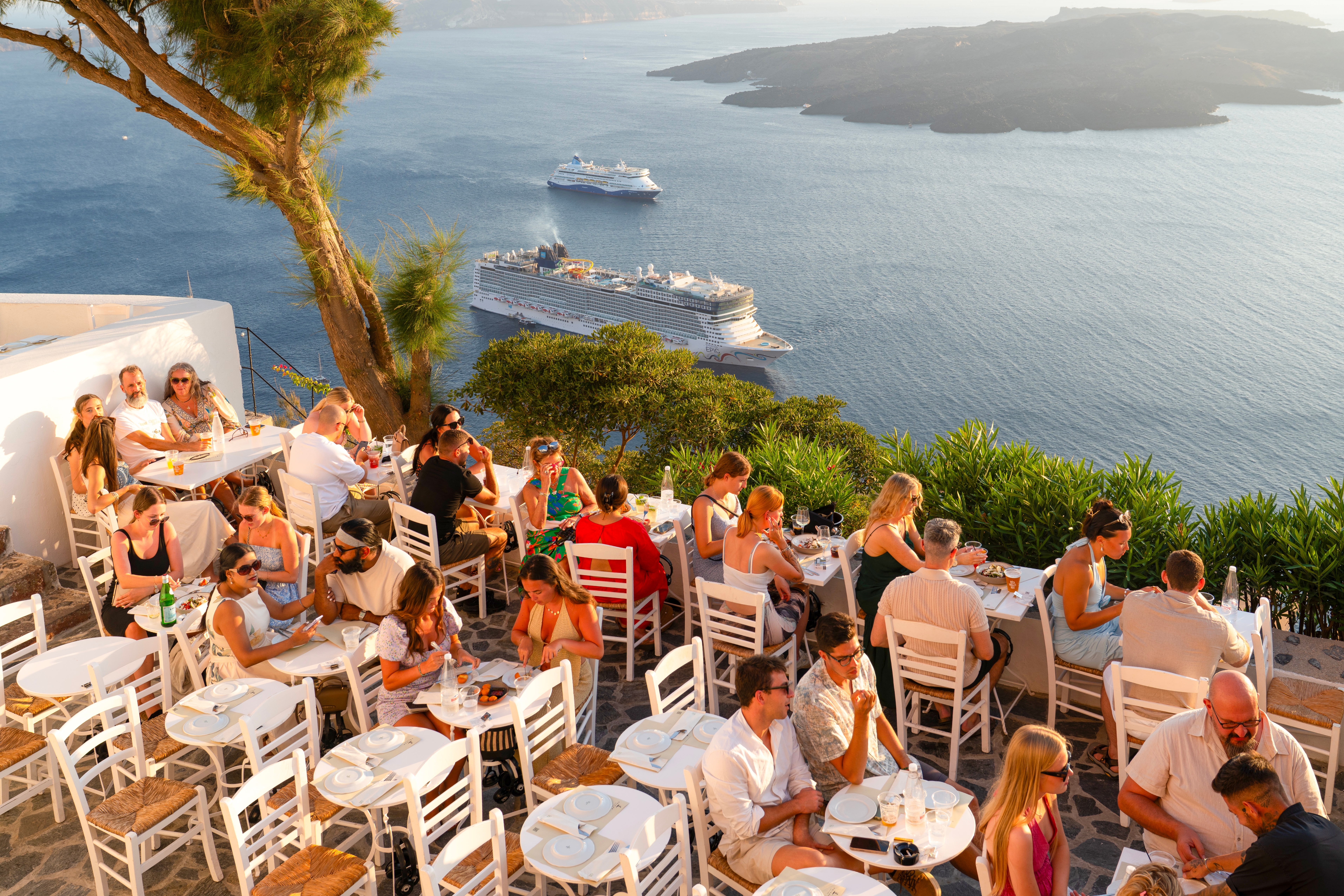 Fira, Santorini. Photo: Bilal Kocabas / Shutterstock.com