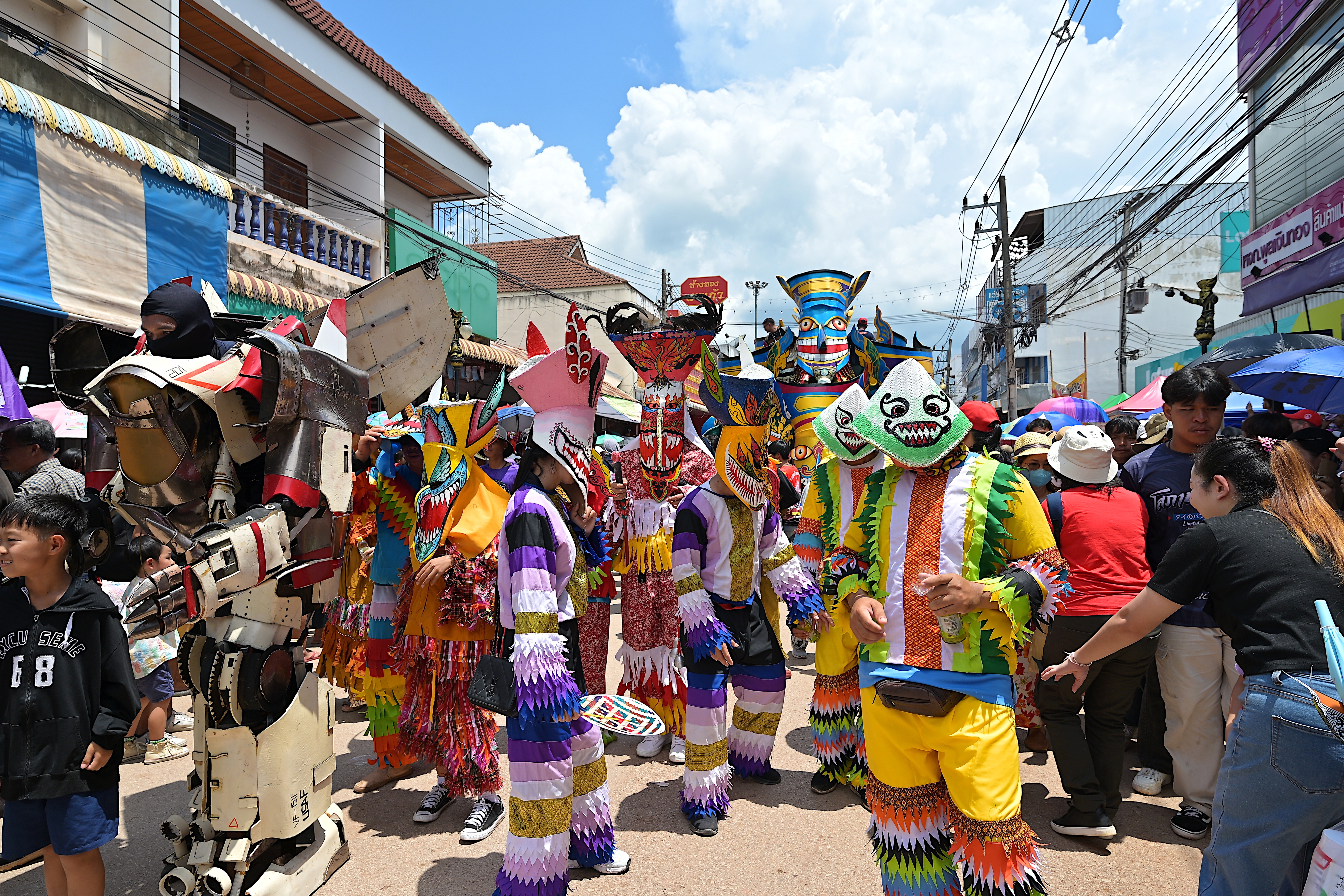 Ghost Festival in Thailand. Photo: pacceka / Shutterstock.com