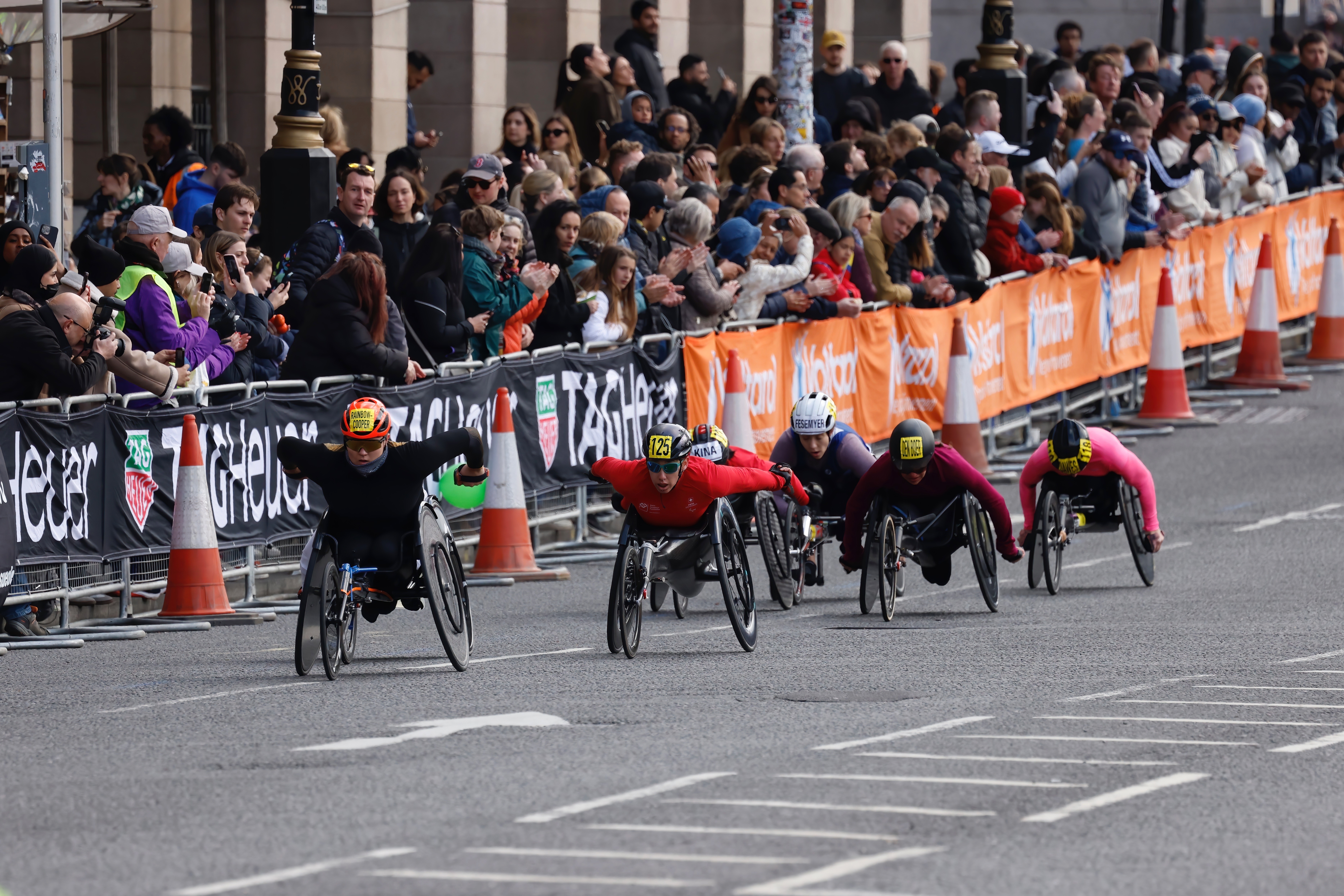 London Marathon. Photo:Stephen Noulton / Shutterstock.com 
