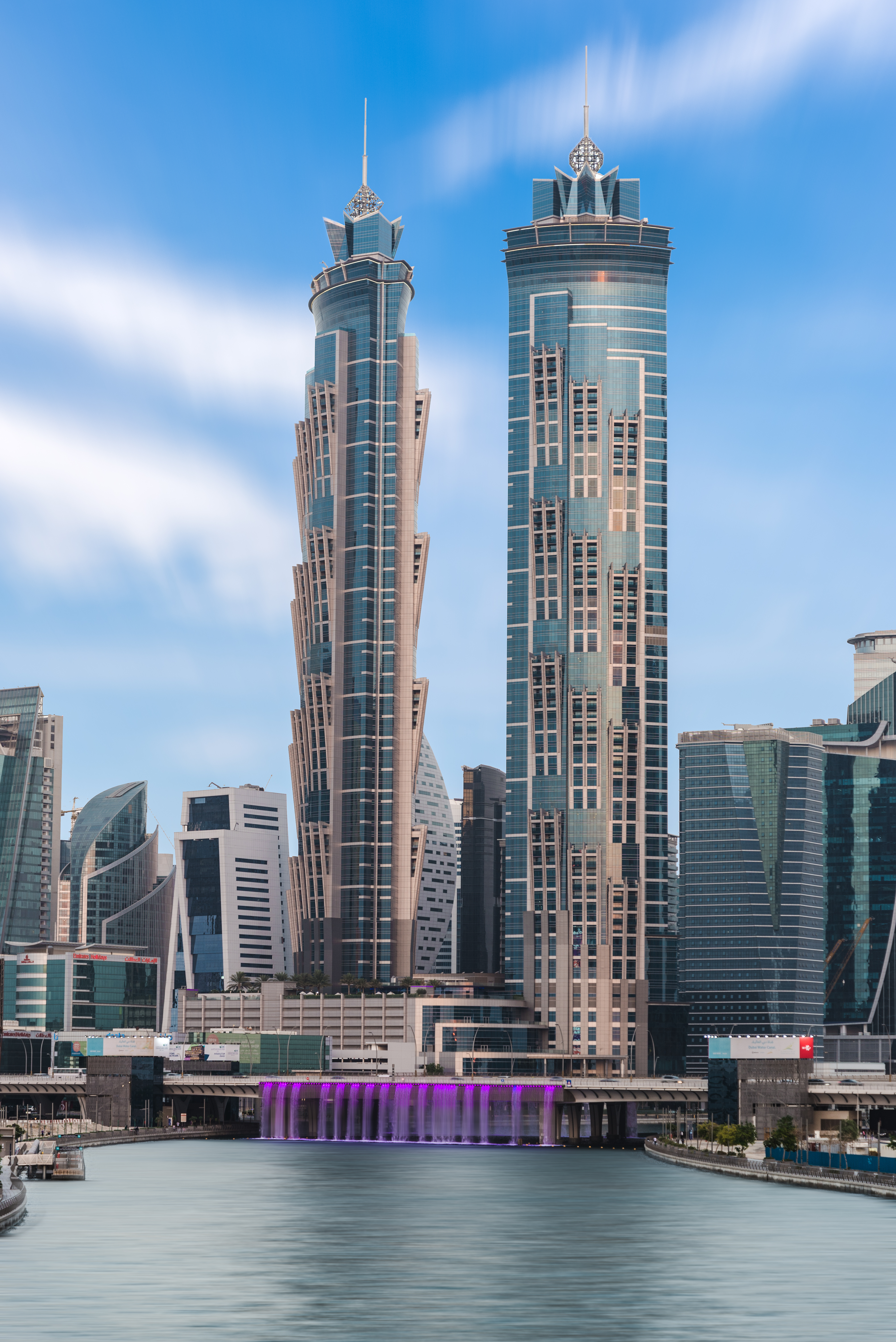 JW Marriot Marquis Dubai. Photo:  Manthan Gupta / Shutterstock.com