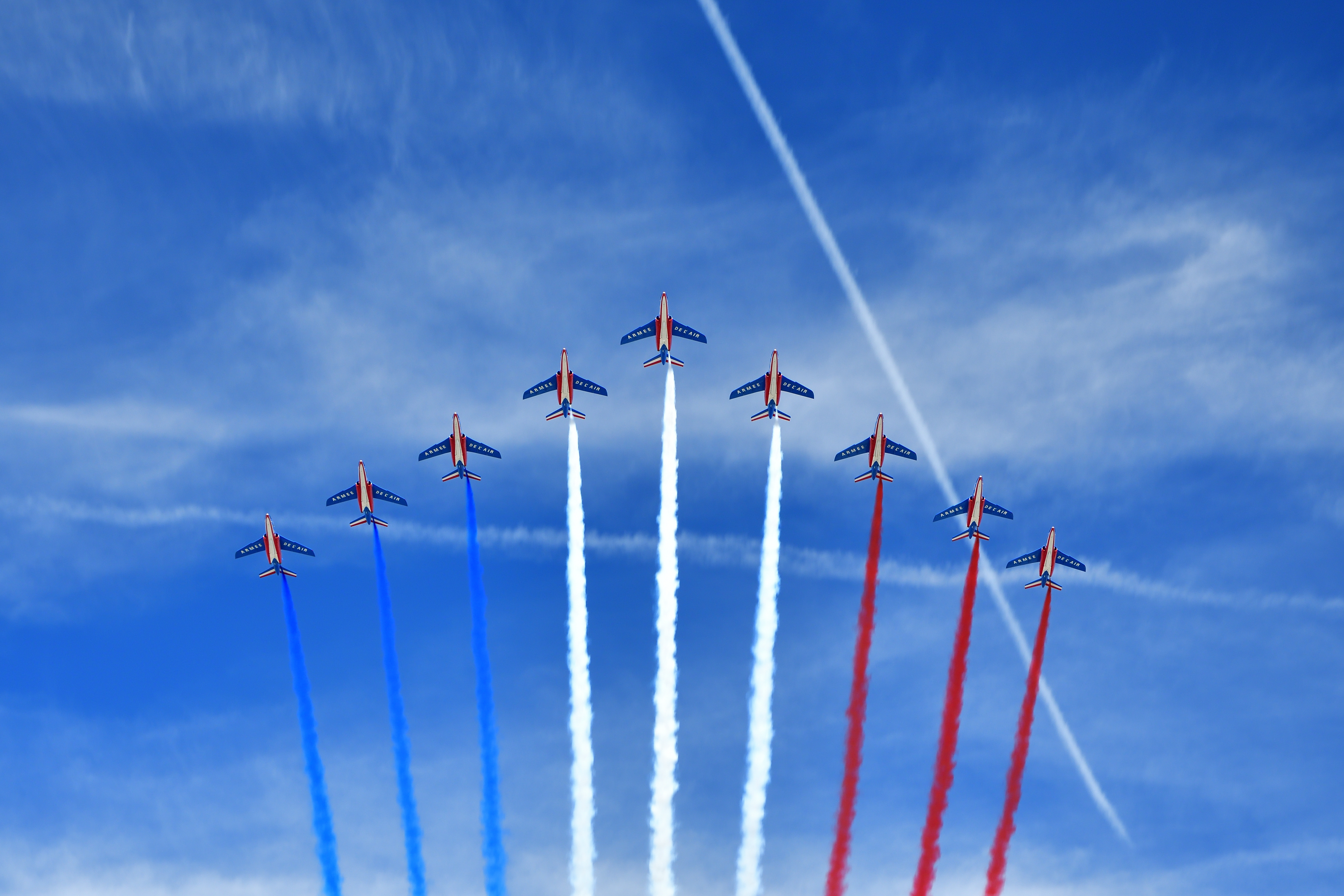 Military parade in Paris. Photo: noriox / Shutterstock.com