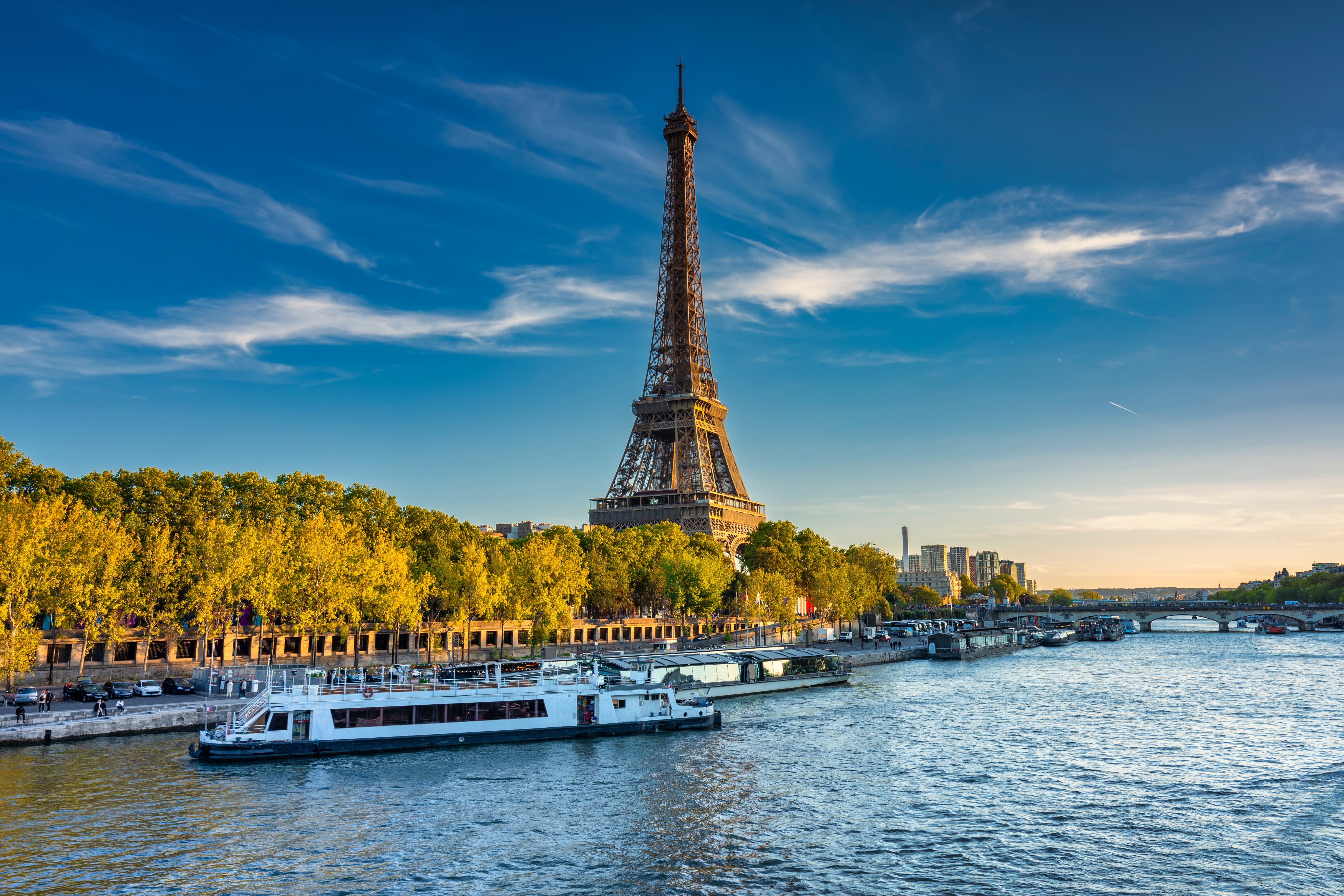 Seine River Cruise. Photo: Shutterstock