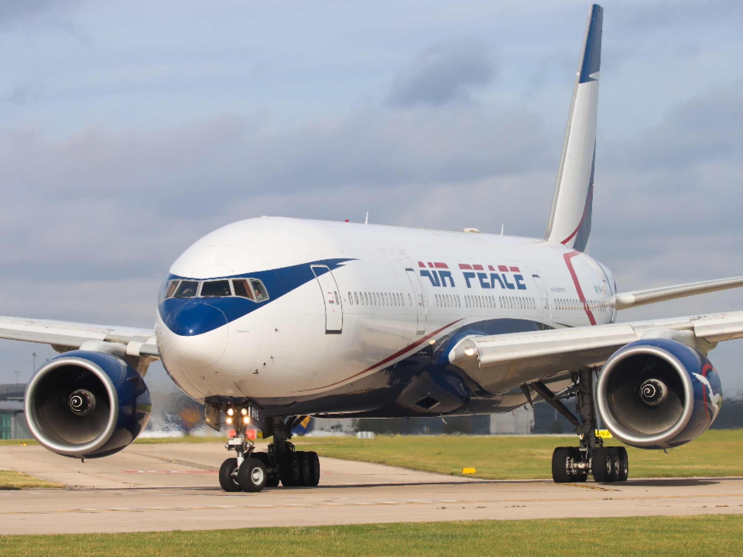 Air Peace. Photo: Bradley Caslin / Shutterstock.com