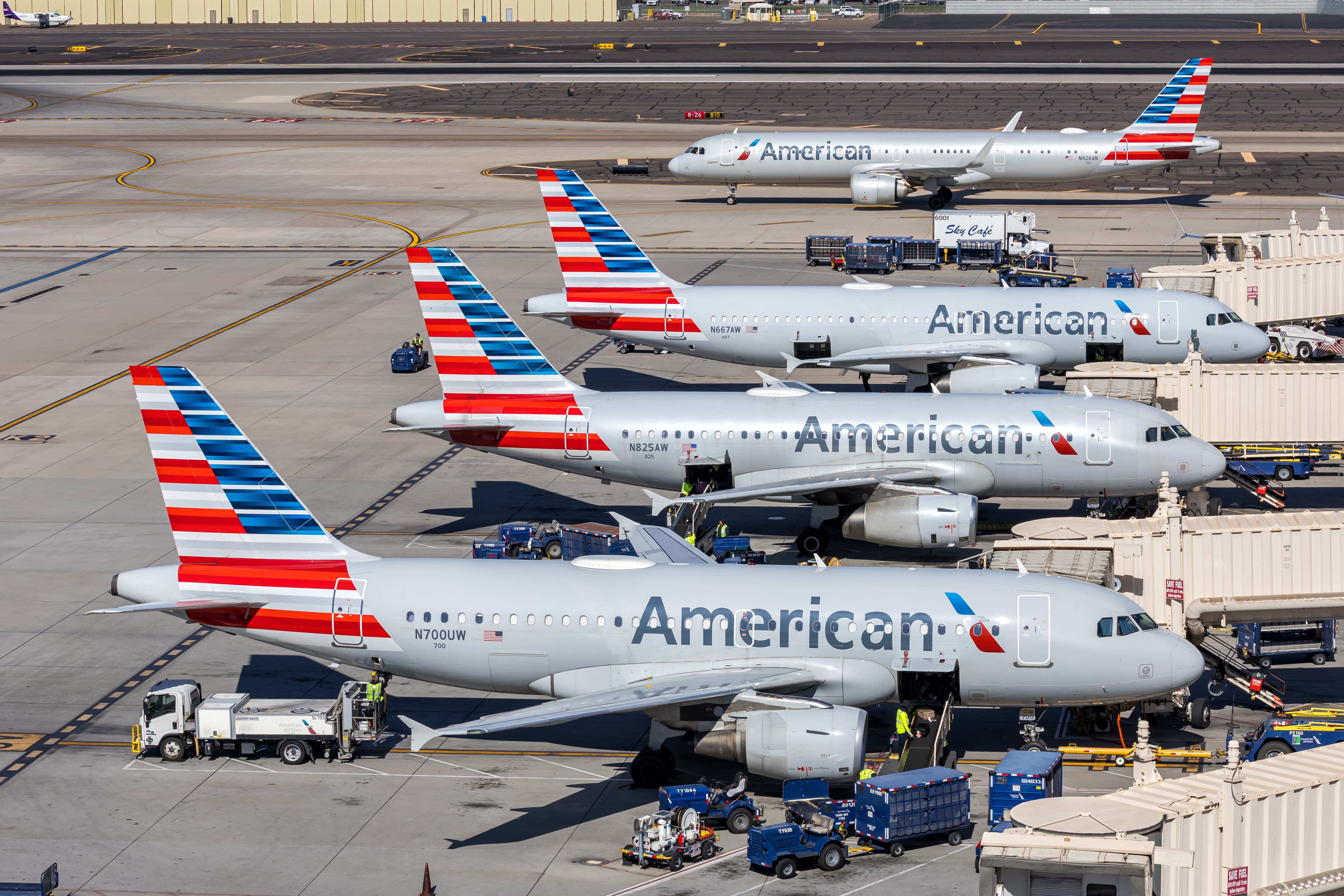 American Airlines. Photo: Markus Mainka / Shutterstock.com