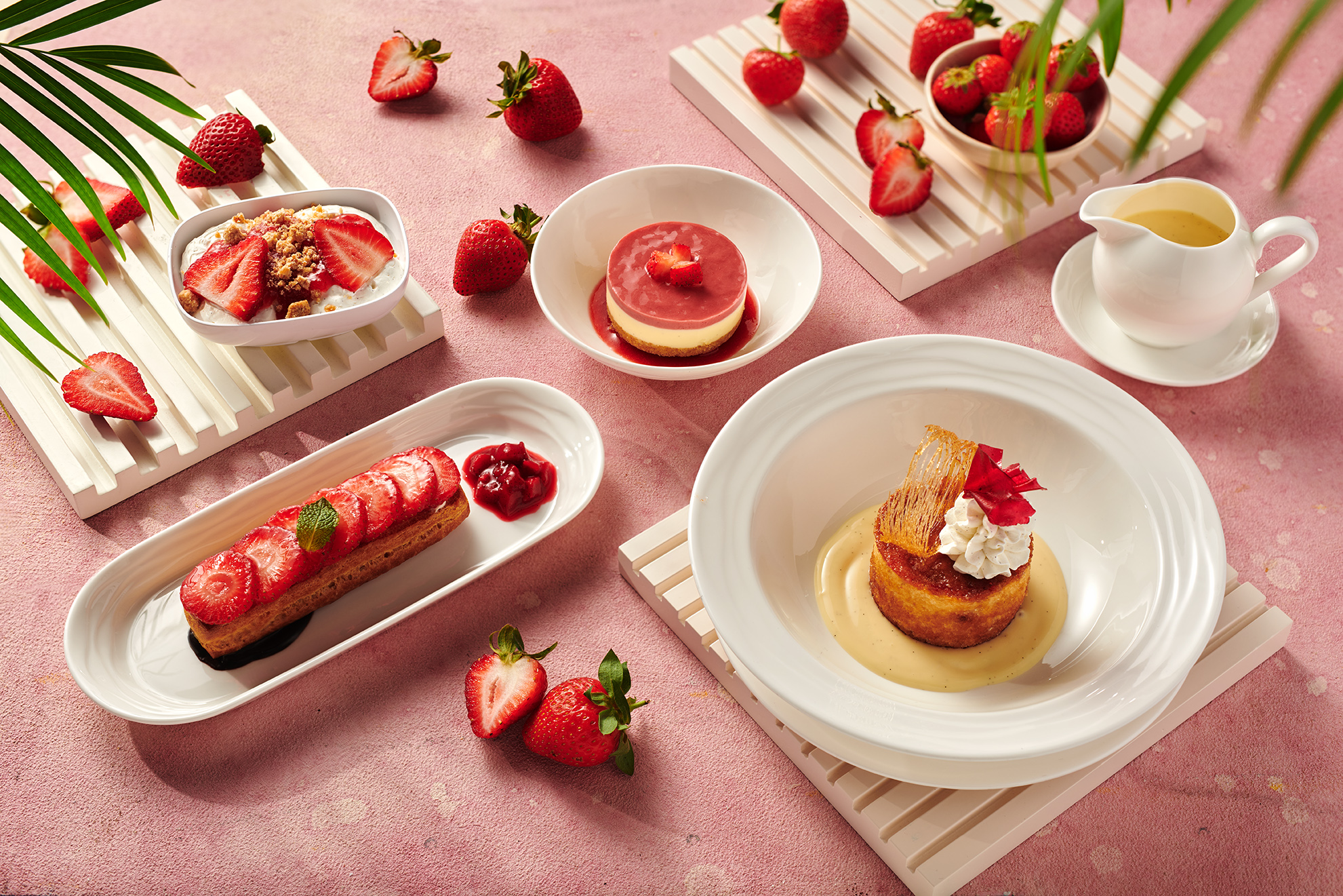 Strawberry desserts. Photo: Emirates
