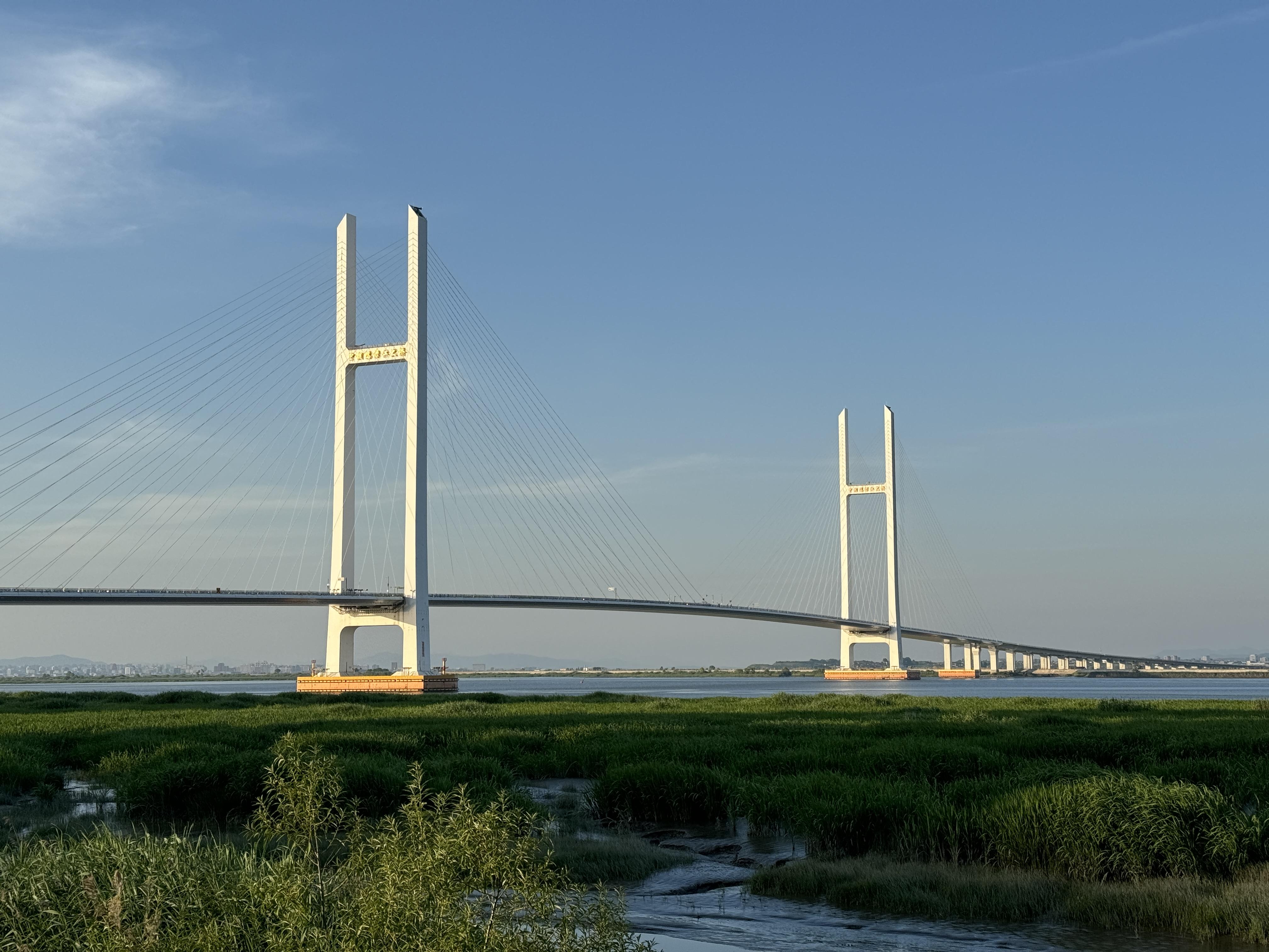 Dandong. Photo: seanmoult / Shutterstock.com