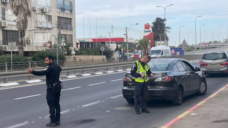 מבצע אכיפה משטרתי (צילום: משטרת ישראל) מבצע אכיפה משטרתי (צילום: משטרת ישראל)