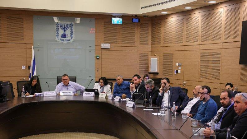 ביטן במרכז. צילום באדיבות הכנסת