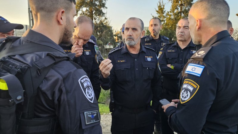 מפכ״ל המשטרה, רב ניצב דני לוי, בזירת הפיגוע מפכ״ל המשטרה, רב ניצב דני לוי, בזירת הפיגוע