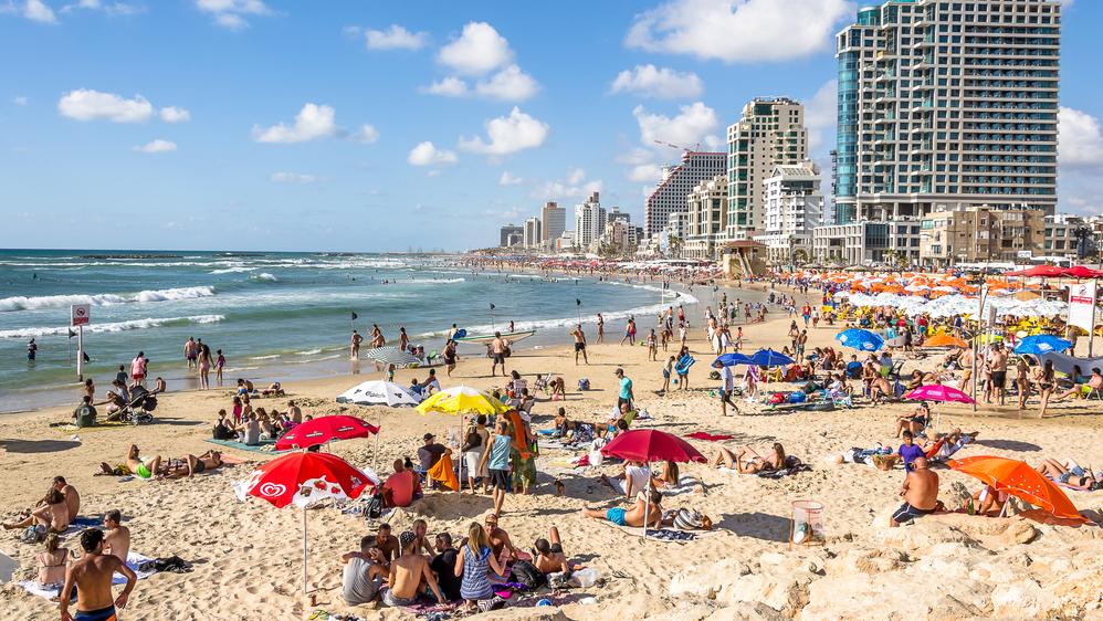 חוף הים בת״א