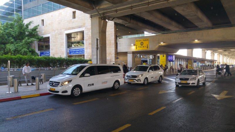 מוניות בנתב״ג מוניות בנתב״ג