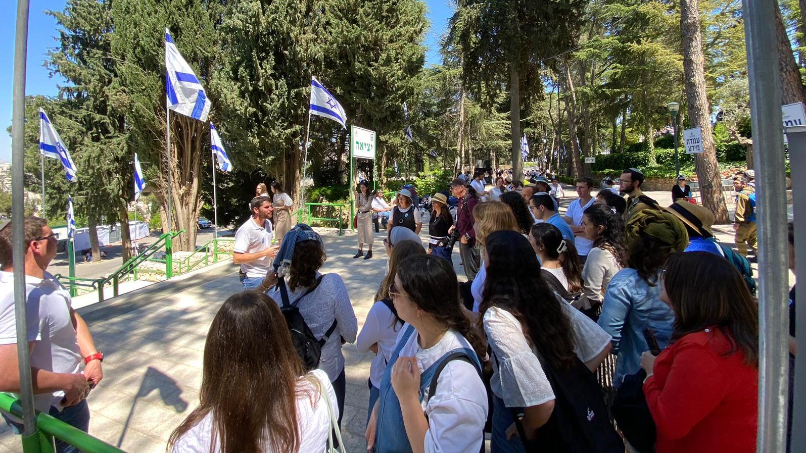 סיורים מודרכים בהר הרצל