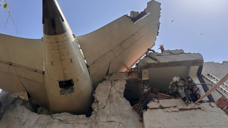 עמוד ה-X של כוח האבטחה המרכזי של הודו (CISF) עמוד ה-X של כוח האבטחה המרכזי של הודו (CISF)