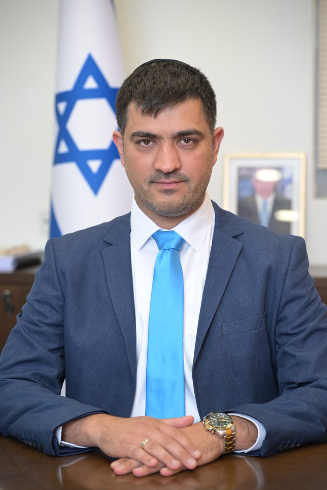 מיכאל יצחקוב