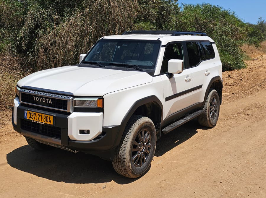 לנד קרוזר Luxury Pro