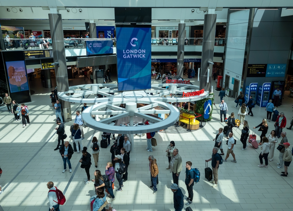 נמל התעופה Gatwick בלונדון. צילום: Shutterstock