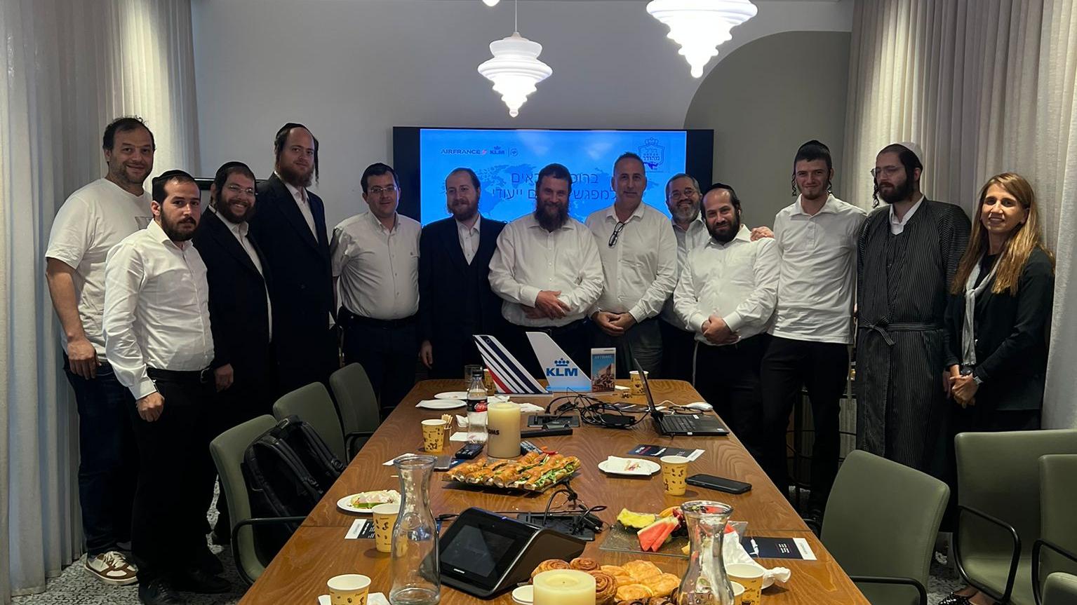אייר פראנס וסוכני חול מהודר במפגש מיוחד