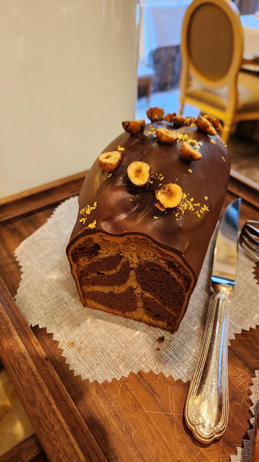Breakfast at the Four Seasons Hotel. Photo: Matan Hetzroni