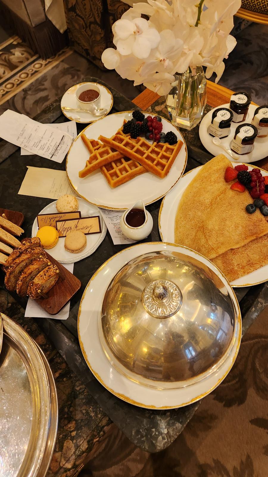 Breakfast at the Four Seasons Hotel. Photo: Matan Hetzroni