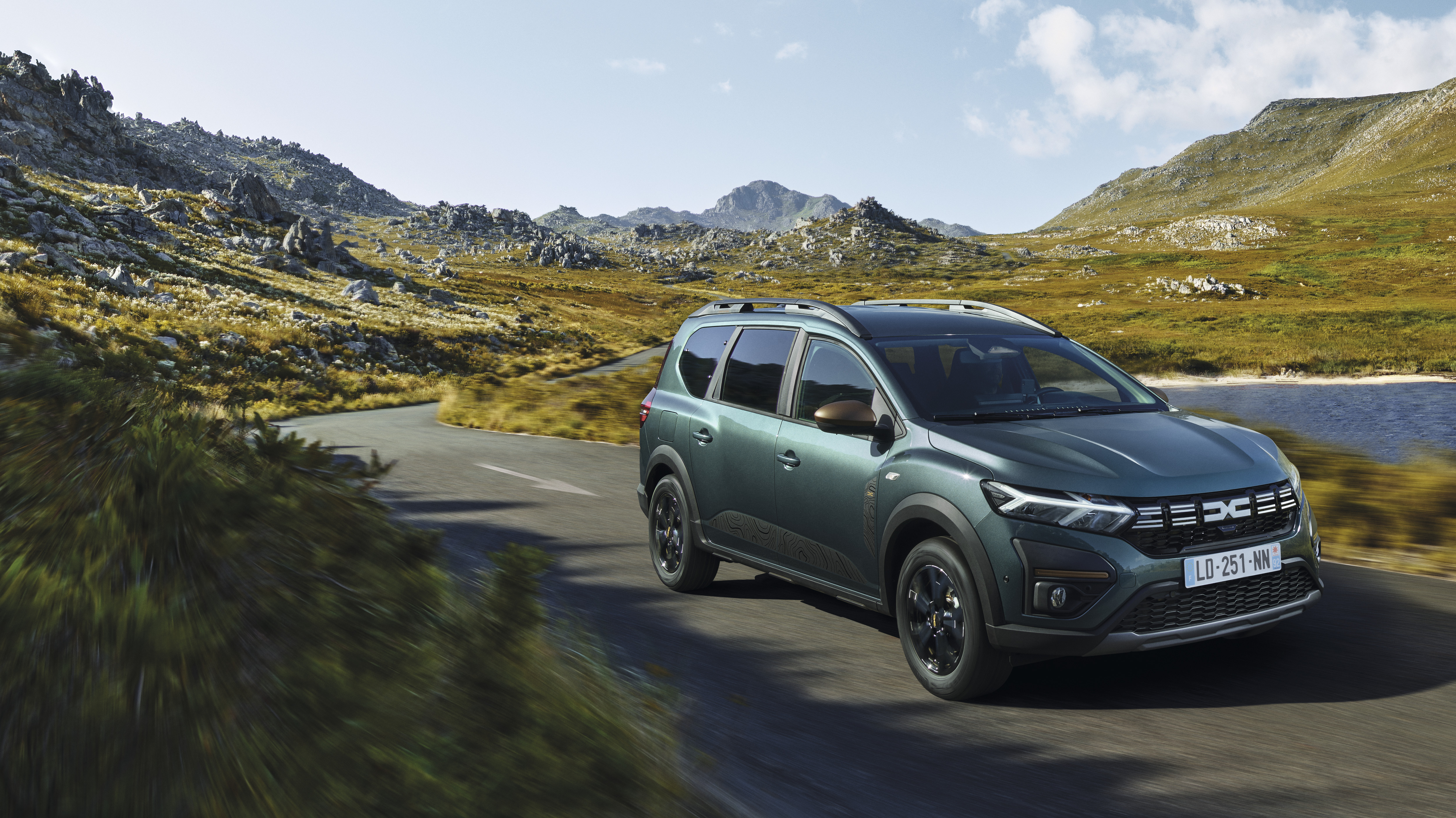 Dacia Jogger HYBRID. צילום: יצרן