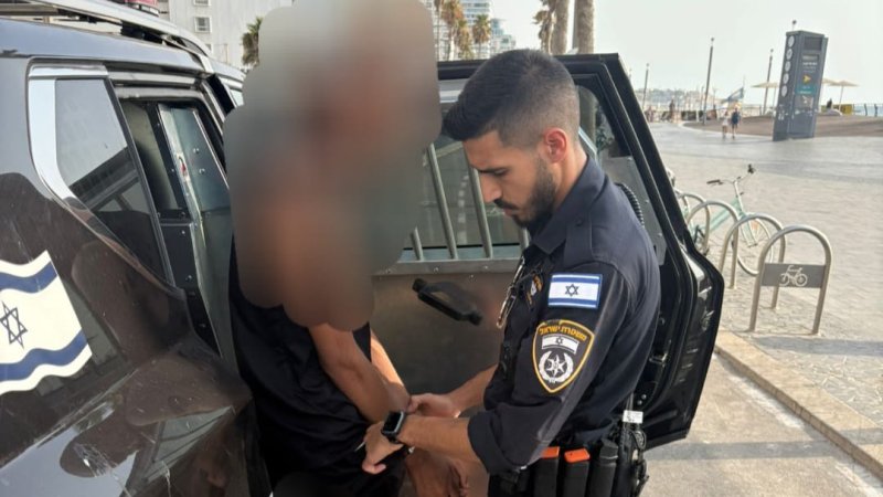מעצר חשודים בגניבה בחופים