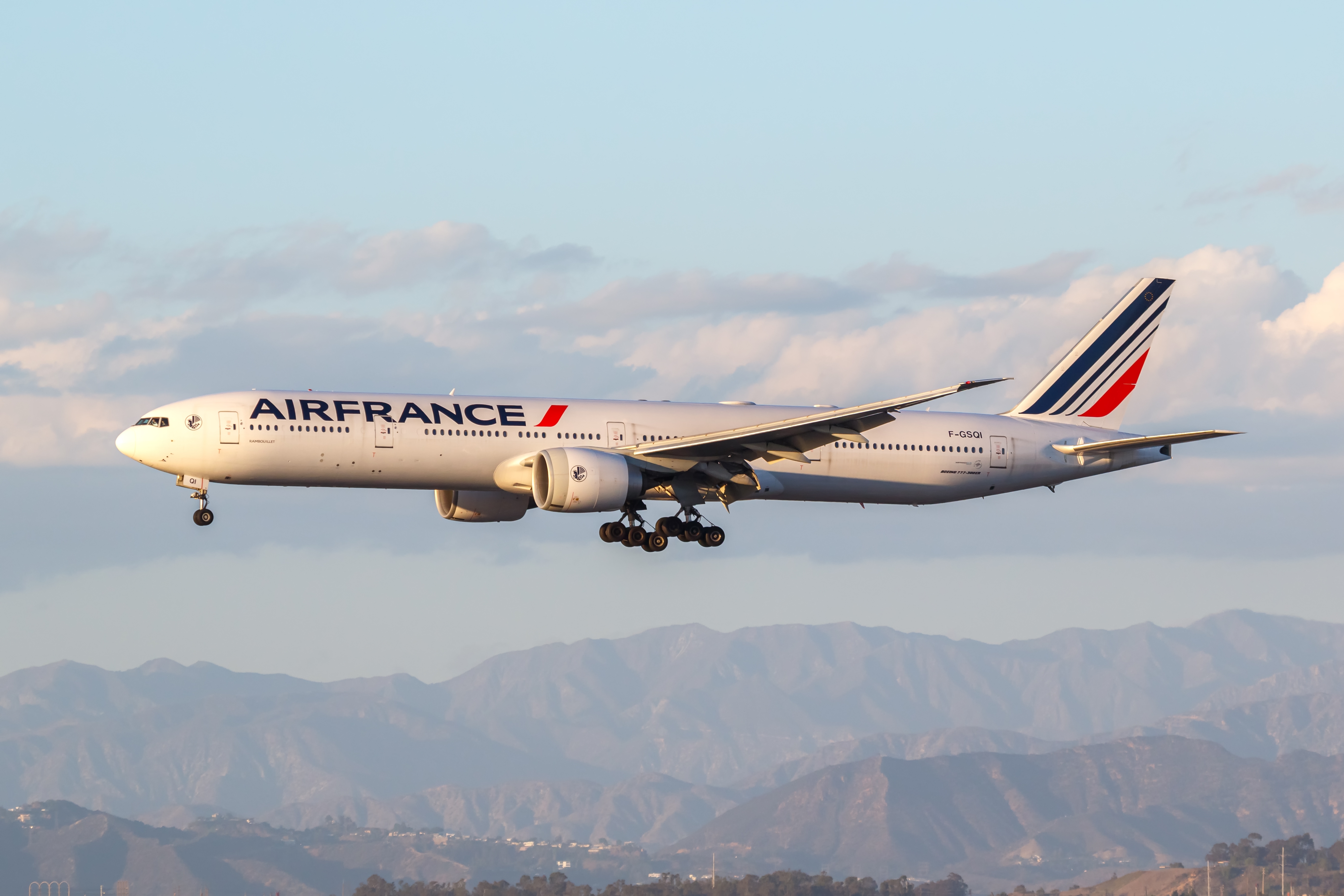מטוס Air France Boeing 777-300. צילם: Shutterstock